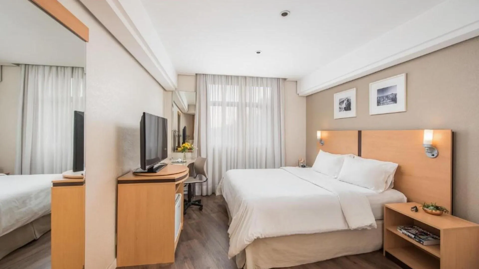 Intercity Porto Alegre Aeroporto 4*,  Brasile