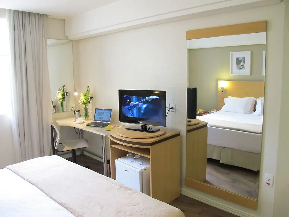 Hotel Intercity Porto Alegre Aeroporto