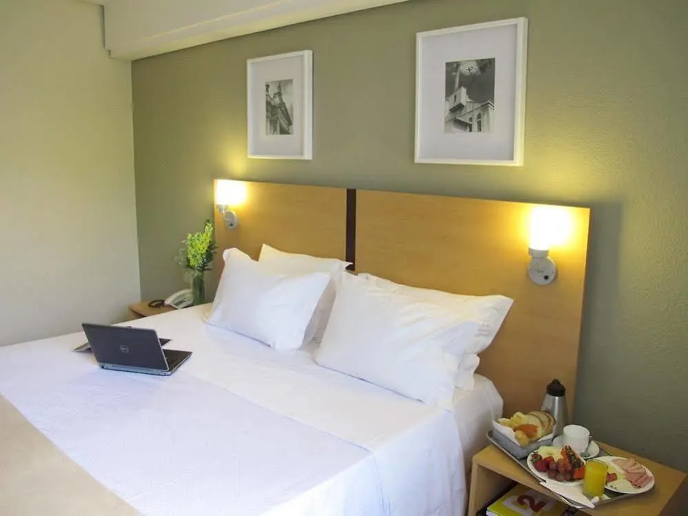 Hotel Intercity Porto Alegre Aeroporto