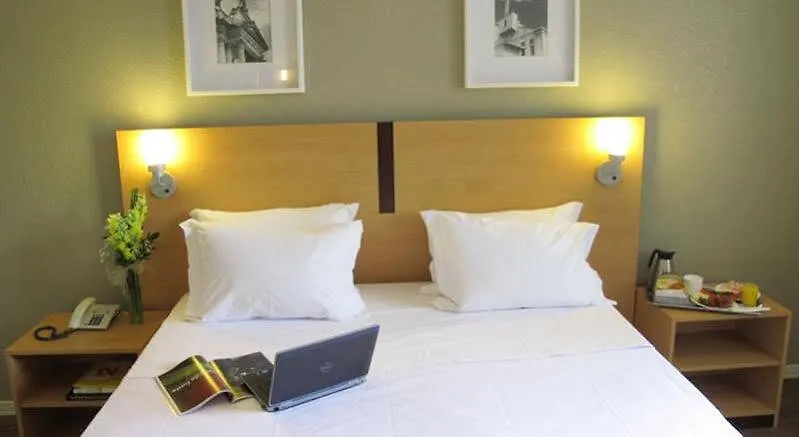 Intercity Porto Alegre Aeroporto Hotel