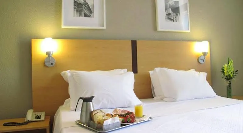 **** Hotell Intercity Porto Alegre Aeroporto Brasilien